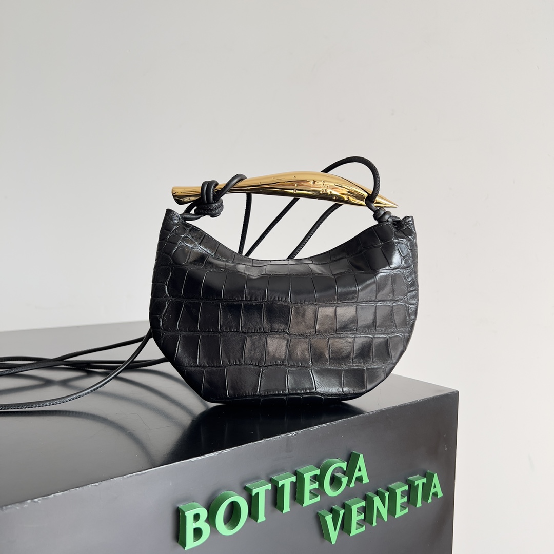 Bottega Veneta Hobo Bags